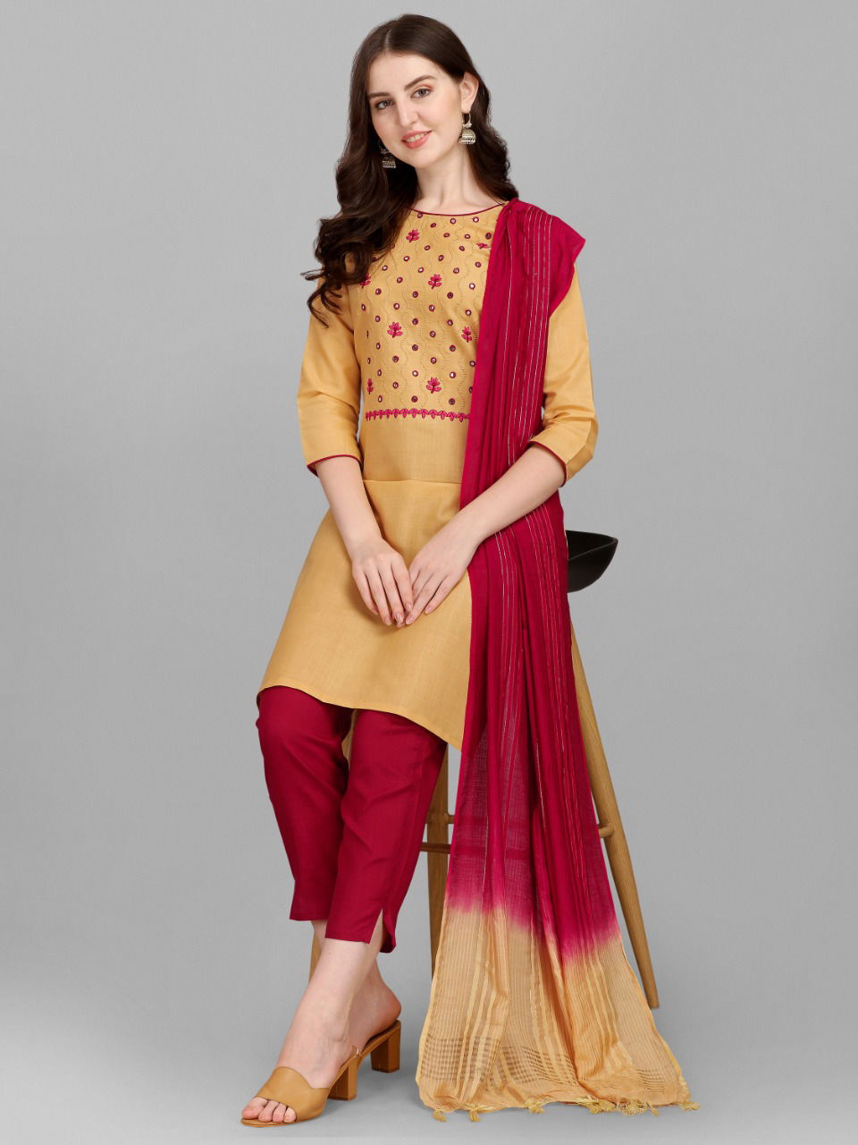 Spring 1 Slub Fancy Exclusive Wear Wholesale Ready Made Suit Collection